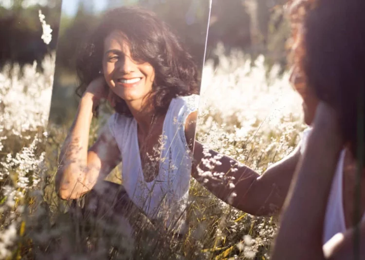 Estudio conjunto israelí-estadounidense afirma que las sonrisas falsas mejoran el estado de ánimo