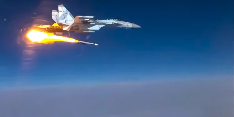 Su-35 ruso derriba un caza ucraniano con un misil “nunca antes utilizado”