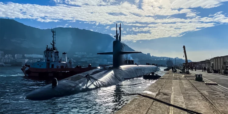 Submarino nuclear ruso prueba con éxito el misil balístico Bulava en medio de tensiones con la OTAN