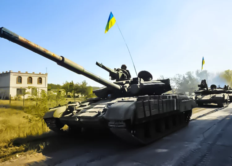 Ucrania examina el modelo israelí para mejorar su industria de defensa