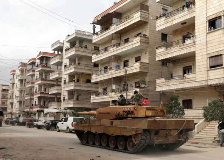 Las fuerzas turcas están casi listas para una operación terrestre en Siria