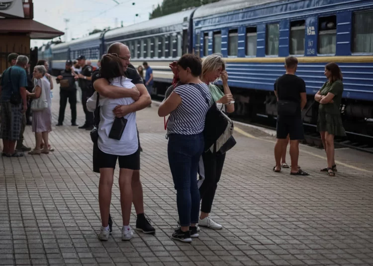 Ferrocarriles ucranianos ofrecen boletos simbólicos a ciudades bajo control ruso