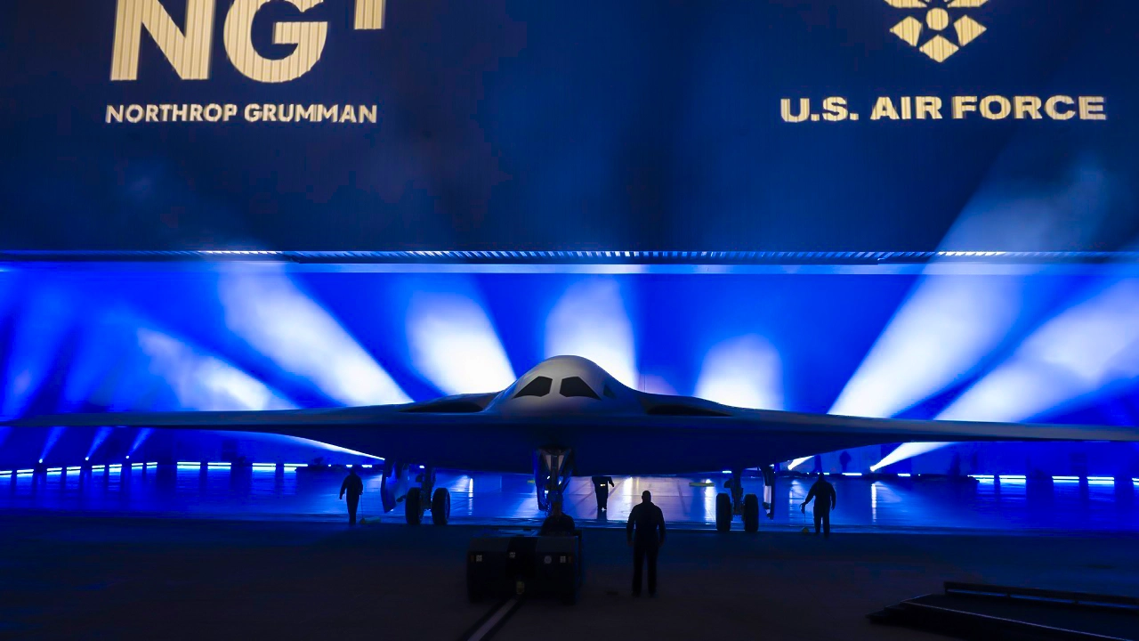 EE.UU. presenta el B-21 Raider: ¿Un mensaje para China y Rusia?