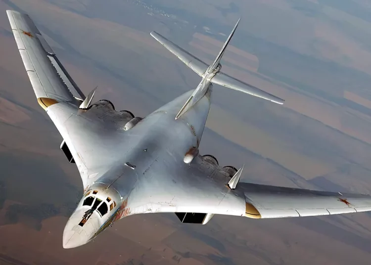 Imágenes de satélite confirman que Rusia perdió un bombardero Tu-95