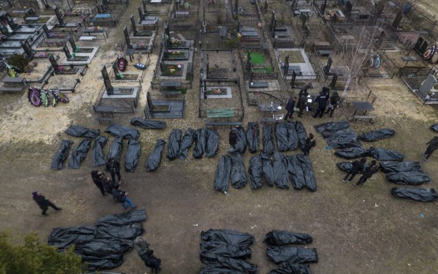 El jefe de derechos humanos de la ONU detalla asesinatos cometidos por Rusia contra civiles ucranianos