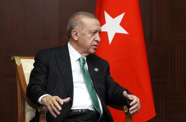 Turquía exige comprensión tras la advertencia de EE.UU. contra la incursión en Siria