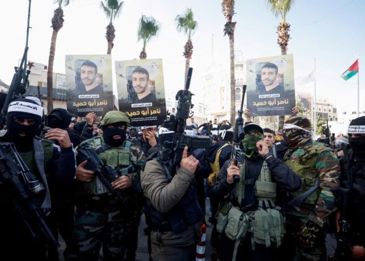 Israel retendrá el cuerpo de un terrorista de Fatah para negociar con Hamás