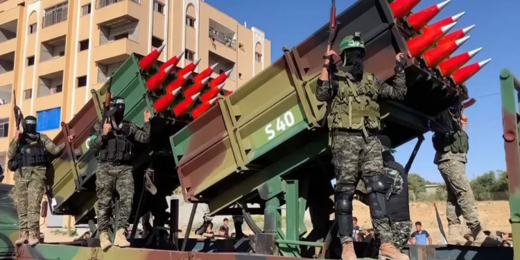 Israel expone instalaciones de lanzamiento de cohetes de Hamás y la Yihad Islámica cerca de las escuelas de Gaza