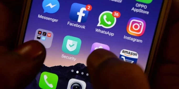 Israel quiere aplicar normas para regular las plataformas de medios sociales