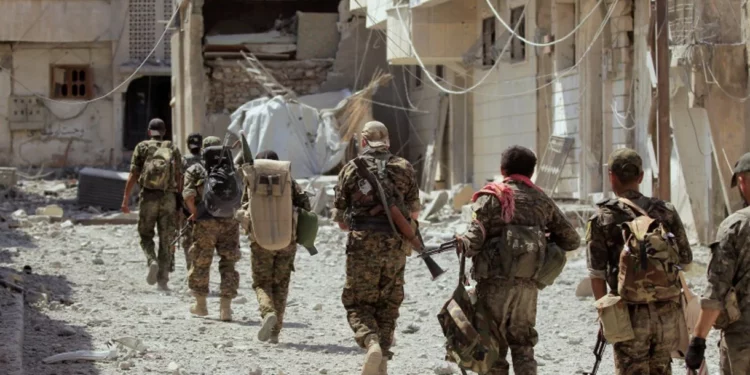 Ataque de ISIS en Raqqa mata a 6 miembros de las fuerzas de seguridad kurdas