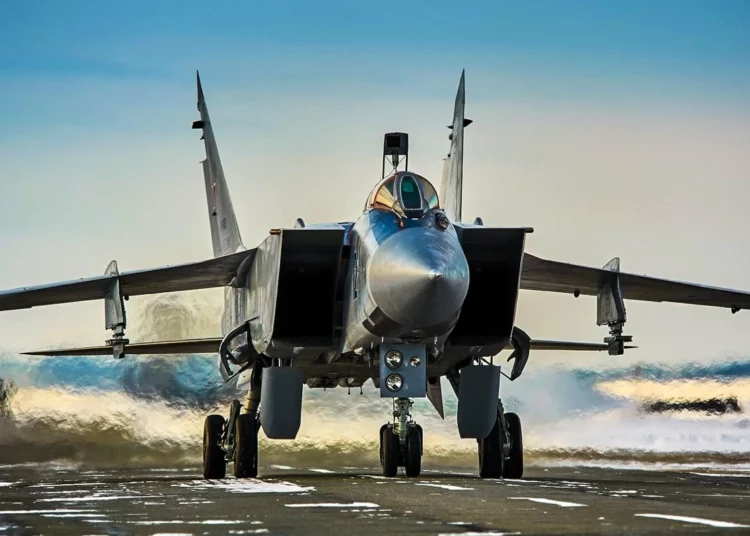 Caza MiG-31K ruso se incendia en Bielorrusia y queda inutilizado