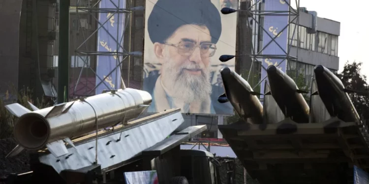 Irán presume de exportar misiles a Hezbolá y a grupos terroristas palestinos