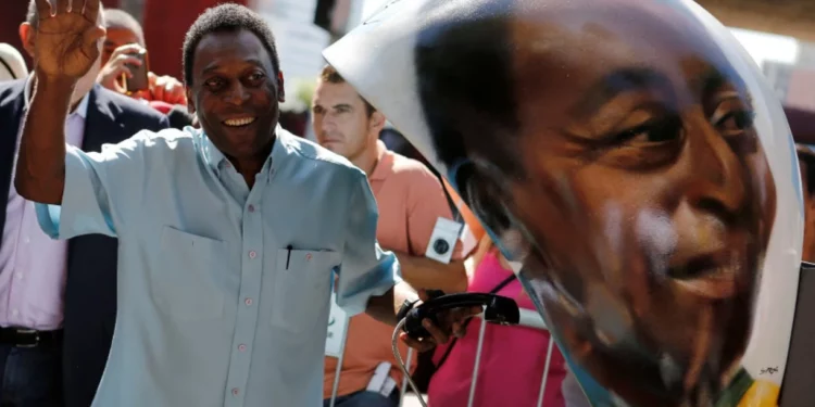 La leyenda del fútbol brasileño Pelé fallece a los 82 años