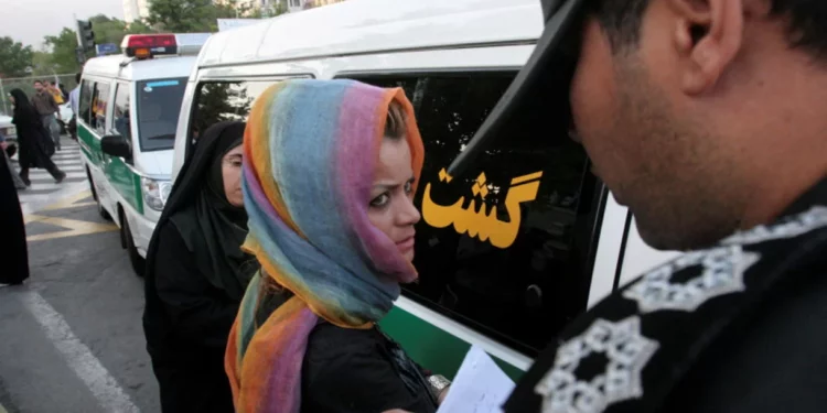 Irán suprime la policía de la moral tras la oleada de protestas contra el régimen