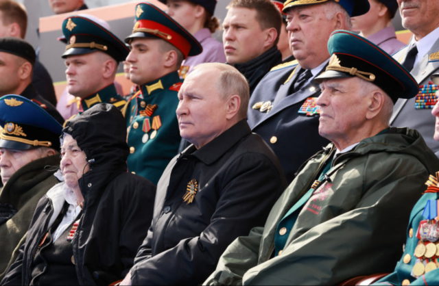 Guerra Ucrania-Rusia: Los combates se intensifican en el este mientras Occidente contempla más sanciones