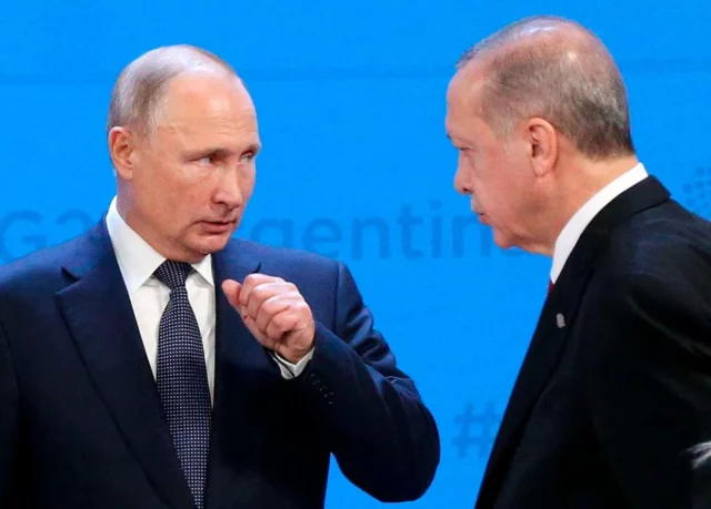 Rusia y Turquía buscan reanudar el acuerdo sobre cereales