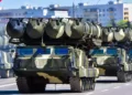 Medvédev: Rusia aumenta la producción de sus armas “más potentes”