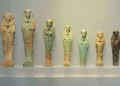 Descubren 20 tumbas antiguas en un yacimiento al norte de Egipto