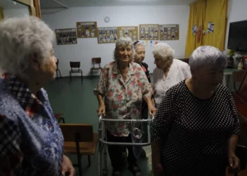 Israel construirá 3.000 nuevas viviendas protegidas para ancianos