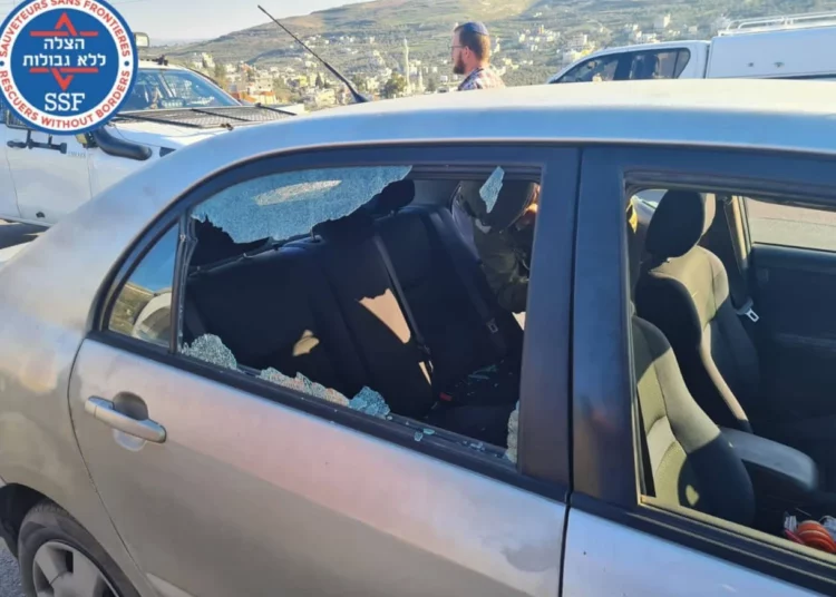 Islamista palestino armado ataca a un conductor israelí en Nablus