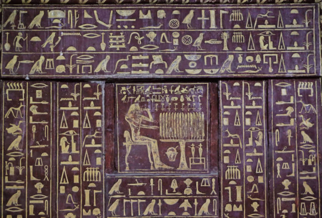 Hallan cabezas de cocodrilo en tumbas egipcias de la necrópolis tebana
