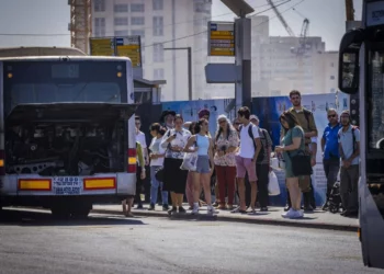 Francia critica a Israel por deportar a palestino por presunto terrorismo