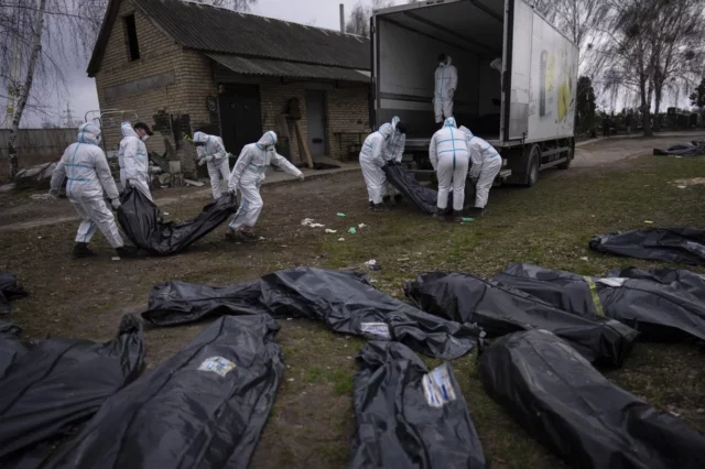 El jefe de derechos humanos de la ONU detalla asesinatos cometidos por Rusia contra civiles ucranianos