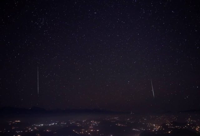 La lluvia de meteoros de las Gemínidas ilumina el cielo nocturno de Israel