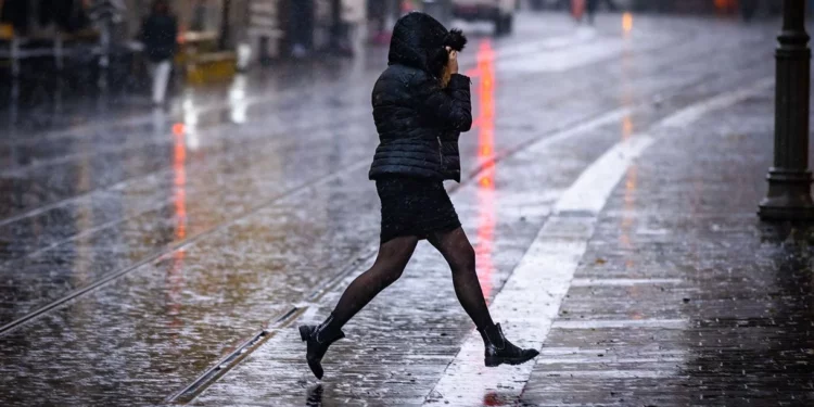 Fuertes lluvias provocan inundaciones en el sur de Israel