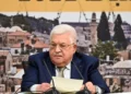 Abbas firma un decreto que penaliza la negación de la ficticia “Nakba”
