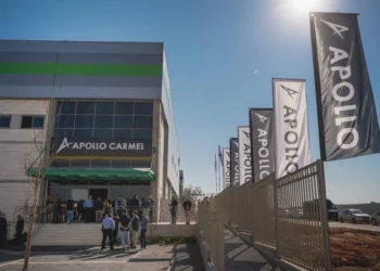 La empresa israelí Apollo Power abre la primera fábrica de paneles solares flexibles del mundo