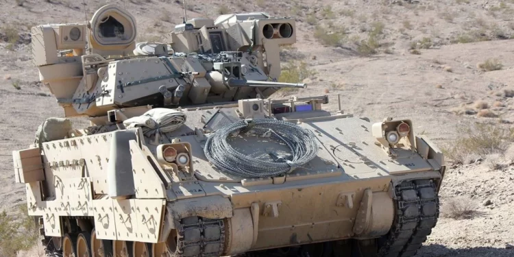 ¿Enviará Joe Biden vehículos de combate Bradley a Ucrania?