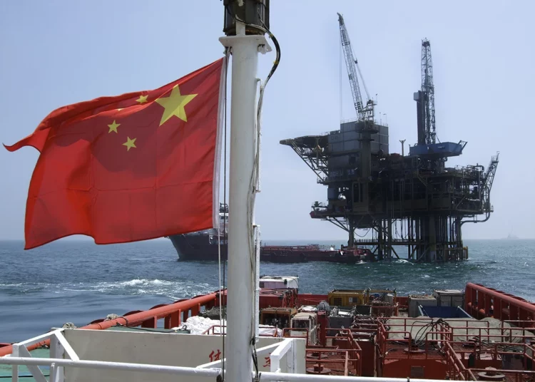 La demanda china impulsará los precios del petróleo este año