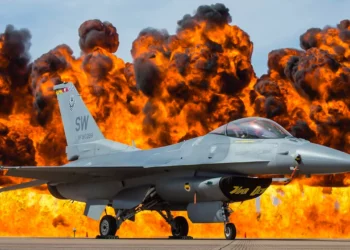 Es hora de entrenar a Ucrania en el uso de cazas F-16