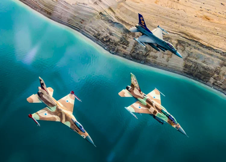 140 cazas, bombarderos nucleares, 12 buques, drones MQ-9 y un submarino: EE.UU. e Israel inician ejercicios militares