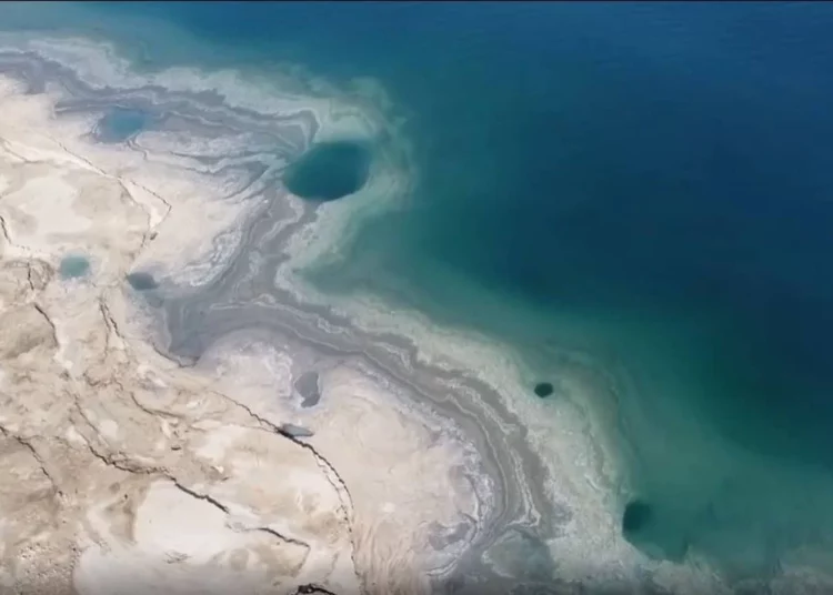 El Mar Muerto pierde miles de millones de litros de agua al día