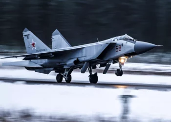 Explosiones masivas en la base aérea rusa de Voronezh
