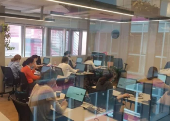 Las mujeres siguen representando sólo un tercio de los empleados del sector tecnológico en Israel