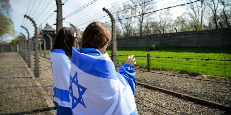 Israel y Polonia resuelven la disputa respecto a los viajes educativos sobre el Holocausto