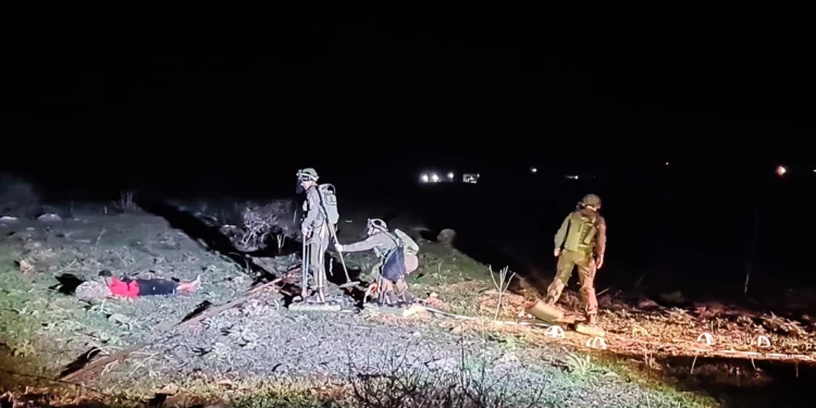 Las FDI rescatan a un adolescente que entró en un campo minado en los Altos del Golán