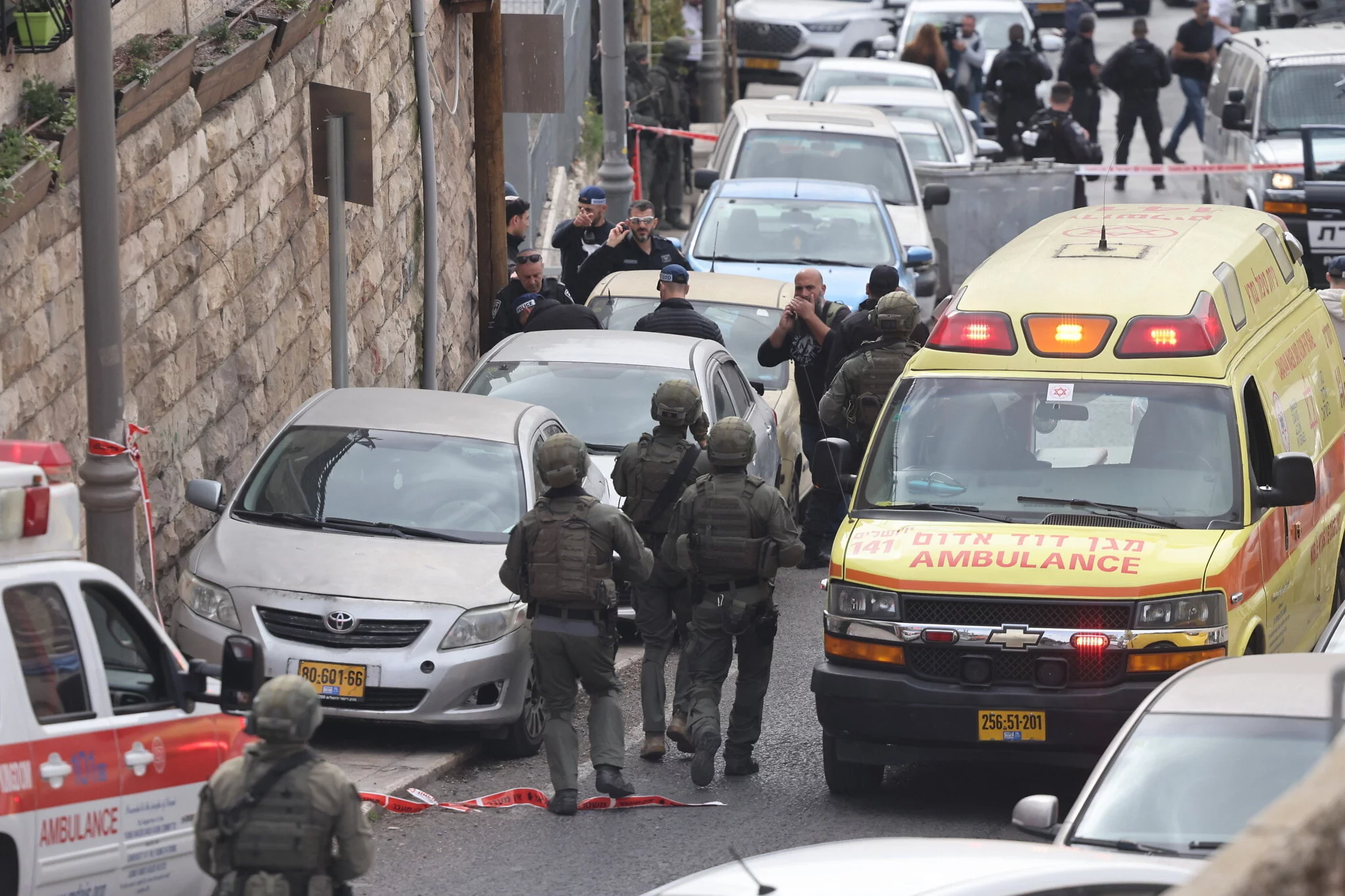 Terrorista palestino adolescente intenta asesinar a judíos en Jerusalén