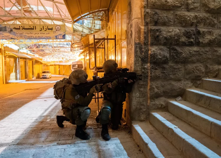 Fuerzas de seguridad israelíes arrestan a 17 terroristas en Judea y Samaria