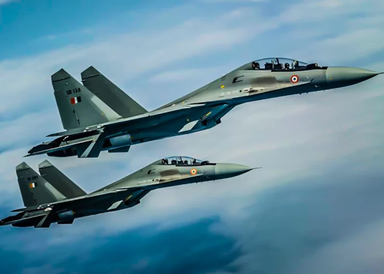 La India podría modernizar los Su-30 Flankers de Armenia