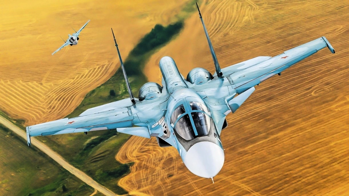 Rusia envía aviones de ataque Su-34M/M2 a Ucrania para realizar pruebas