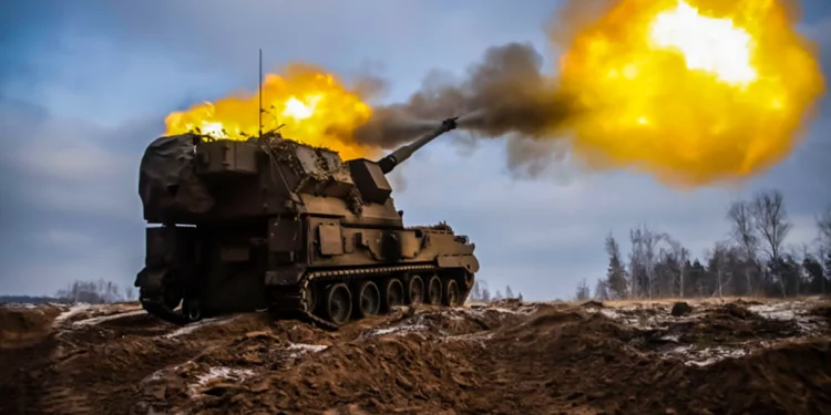 EE.UU. suministrará cientos de vehículos blindados y cohetes a Ucrania