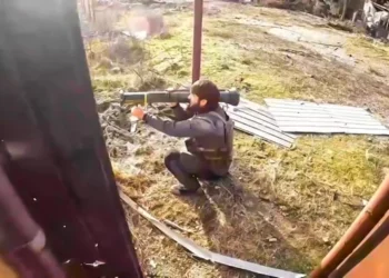 ¿Por qué un ex yihadista de la guerra de Siria lucha por Ucrania contra Rusia?