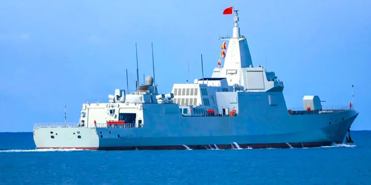 China recibe su séptimo destructor Tipo 055: el octavo está en marcha
