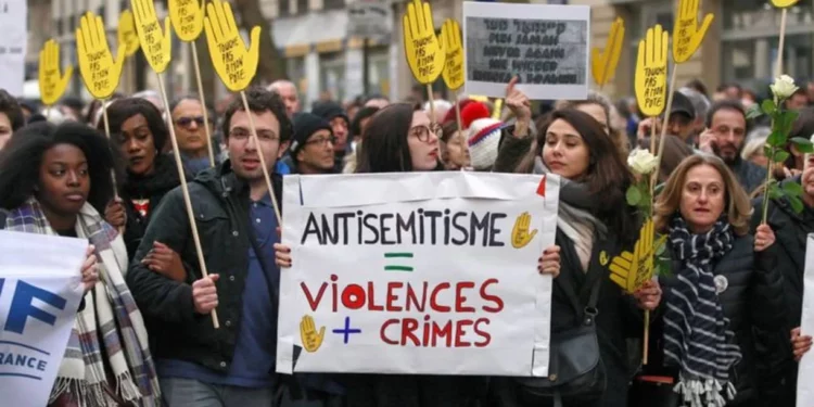 Múltiples universidades dan apoyo institucional al antisemitismo