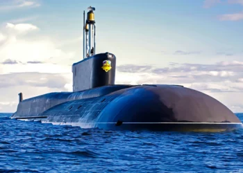 Rusia prueba su nuevo submarino silencioso de clase Borei con 16 armas nucleares