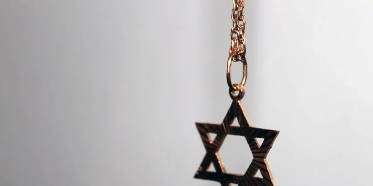 Casi el 25% de los judíos israelíes se enfrentan al antisemitismo en el extranjero